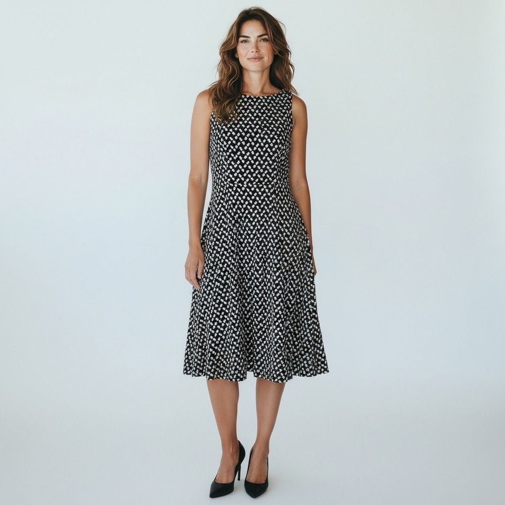 New York & Company Black/White Square Shapes Swing Dress Small